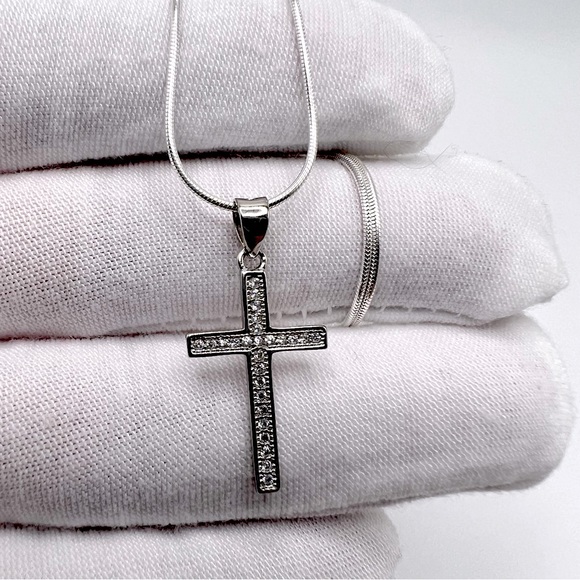 .925 Sterling Silver Pave Cz Cross Necklace - Picture 5 of 14